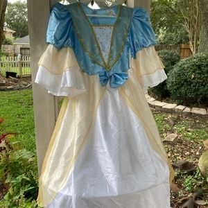 Made in Italy princess costume / dress for girls size 6 - 8